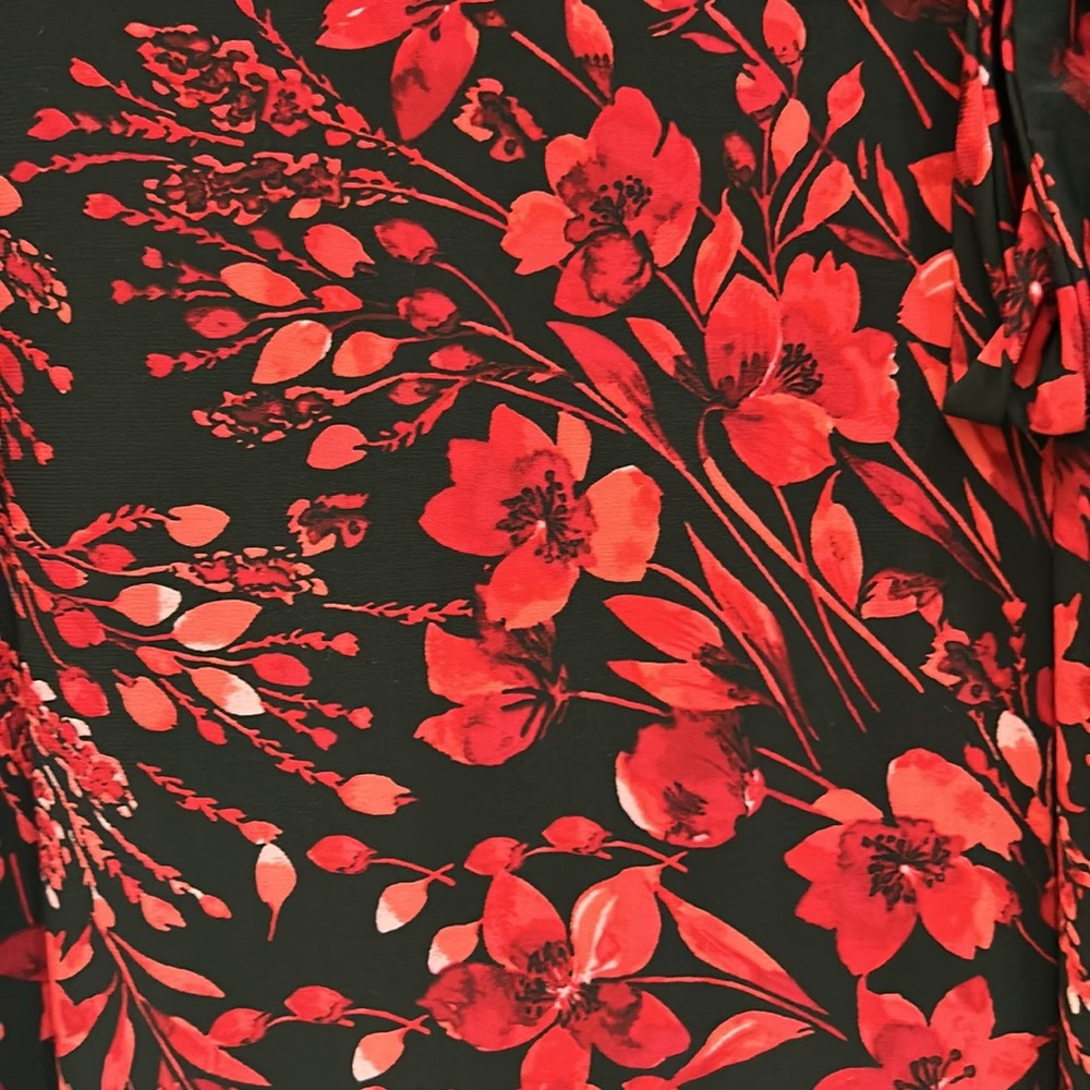 Dress - Picture 2 of 9